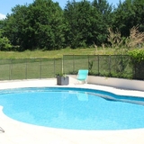 La piscine privée du grand gite.