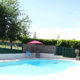 Profitez de notre belle piscine, sous le beau soleil du Lot.