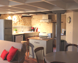 Gîte Gîte "Le Tillou" avec piscine commune